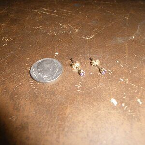 Vintage 14K Gold Small Stud Earring w/ Amethyst Gemstones